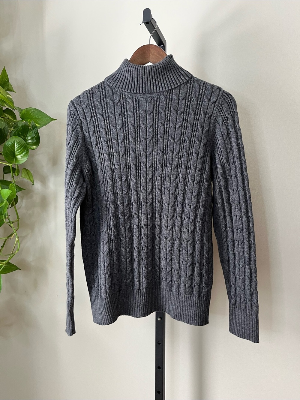 St John’s Bay Cable Knit Turtleneck Sweater Size Large